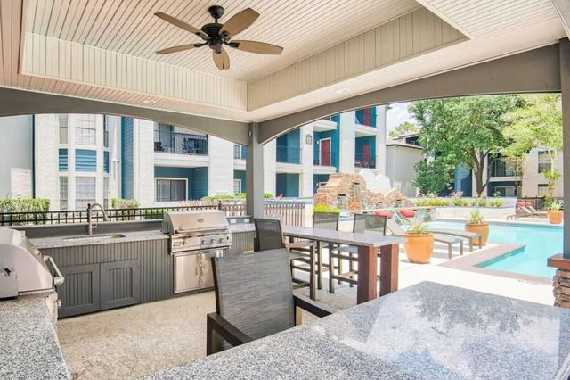 11220 West Road 1215, Houston, TX 77065