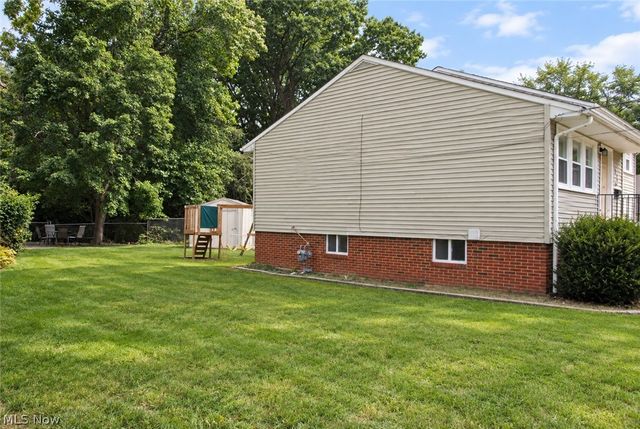 6254 Colebrook Road, Parma Heights, OH 44130