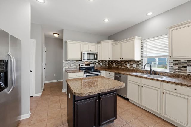 6025 Winning Colors Court, Richmond, KY 40475