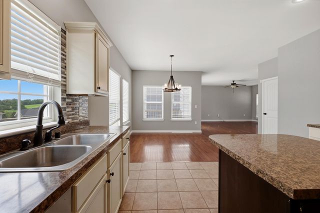 6025 Winning Colors Court, Richmond, KY 40475