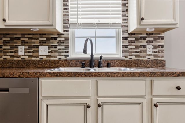 6025 Winning Colors Court, Richmond, KY 40475