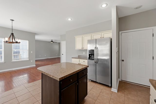6025 Winning Colors Court, Richmond, KY 40475