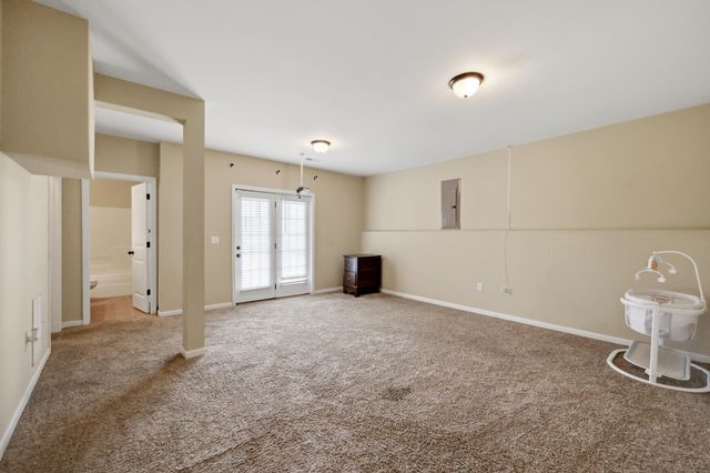 6025 Winning Colors Court, Richmond, KY 40475