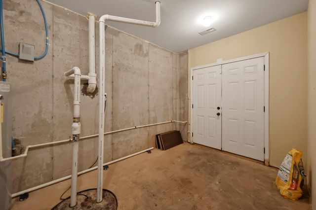 6025 Winning Colors Court, Richmond, KY 40475