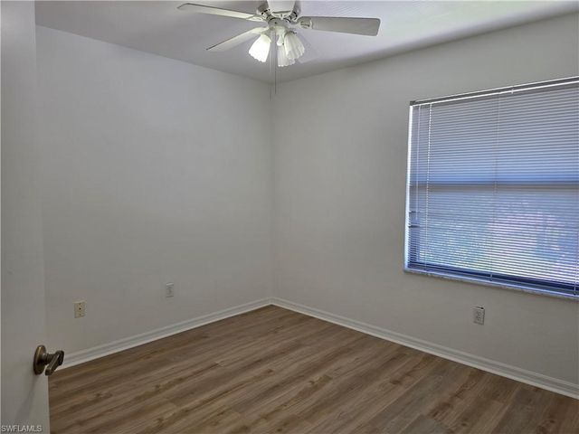 5735 Foxlake DR 8, North Fort Myers, FL 33917