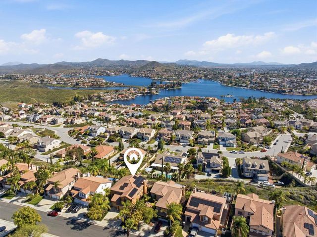 29 Villa Valtelena, Lake Elsinore, CA 92532
