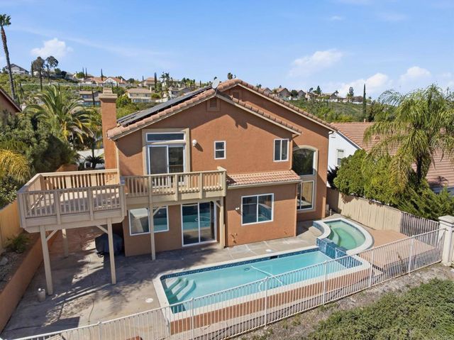 29 Villa Valtelena, Lake Elsinore, CA 92532