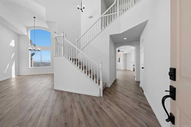 29 Villa Valtelena, Lake Elsinore, CA 92532