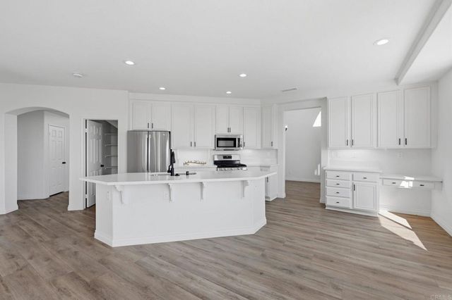 29 Villa Valtelena, Lake Elsinore, CA 92532