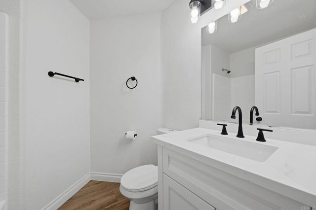 29 Villa Valtelena, Lake Elsinore, CA 92532