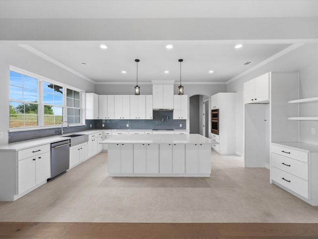 108 Bear Cat Court, Alvord, TX 76225