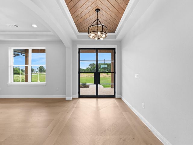 108 Bear Cat Court, Alvord, TX 76225
