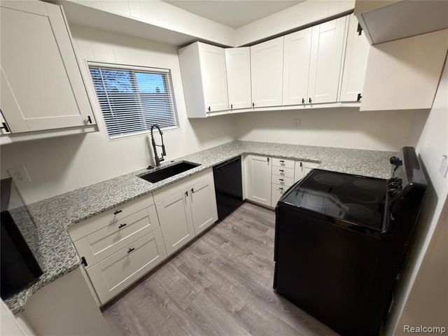 311 Richter Street, River Rouge, MI 48218