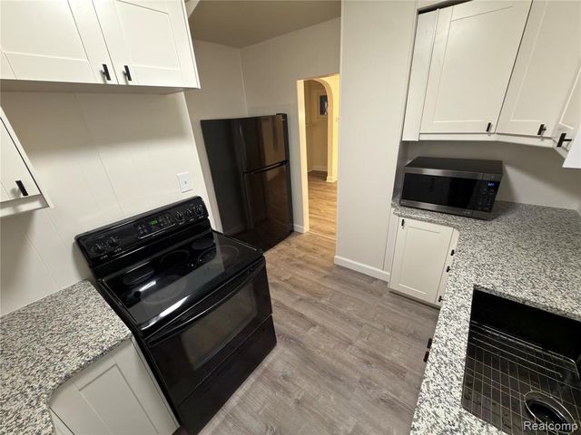 311 Richter Street, River Rouge, MI 48218