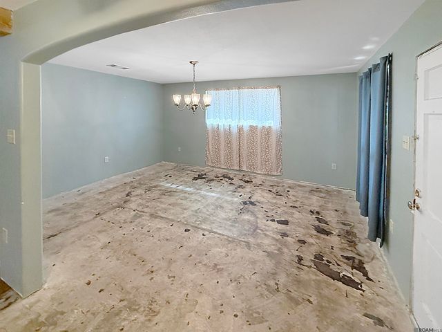 431 Gloria Dr, Baton Rouge, LA 70819