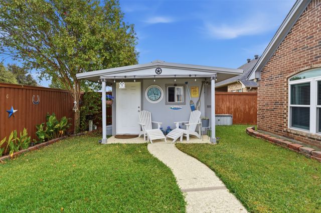 568 Willowview Drive, Saginaw, TX 76179