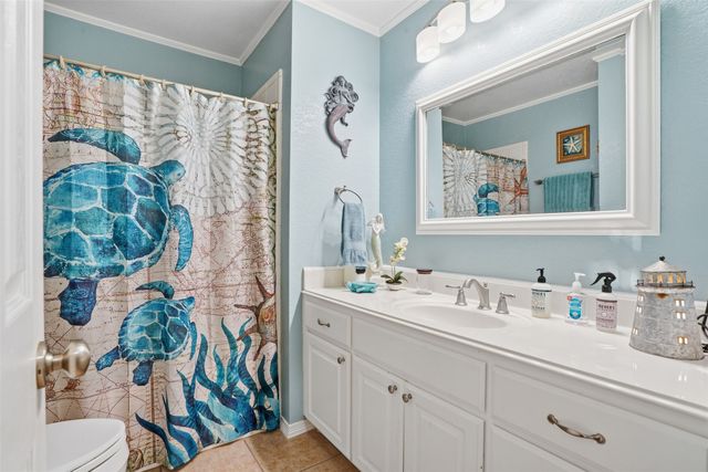 568 Willowview Drive, Saginaw, TX 76179