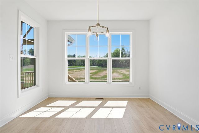 7951 Dandridge Dr, Quinton, VA 23141