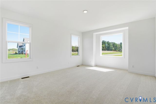 7951 Dandridge Dr, Quinton, VA 23141