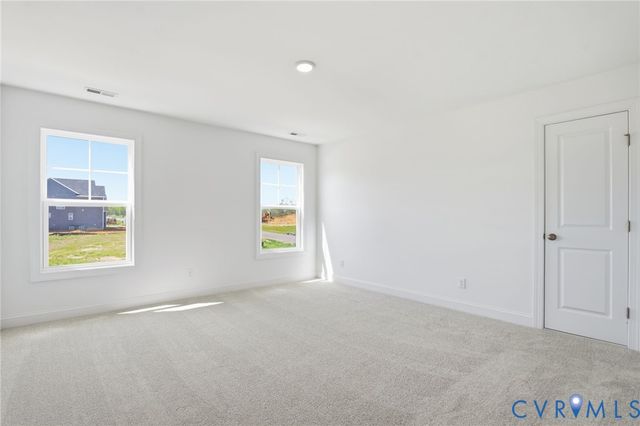 7951 Dandridge Dr, Quinton, VA 23141