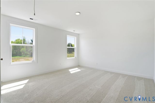 7951 Dandridge Dr, Quinton, VA 23141