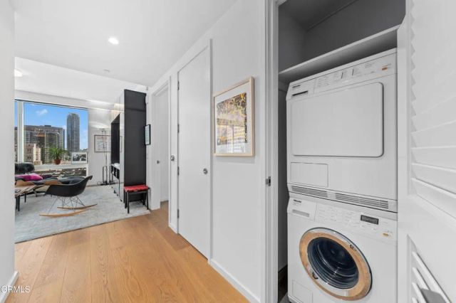 877 Francisco Street 1506, Los Angeles, CA 90015