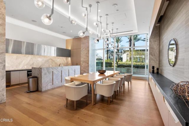 877 Francisco Street 1506, Los Angeles, CA 90015