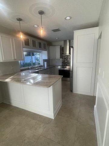 1028 SE 13th Court, Deerfield Beach, FL 33441