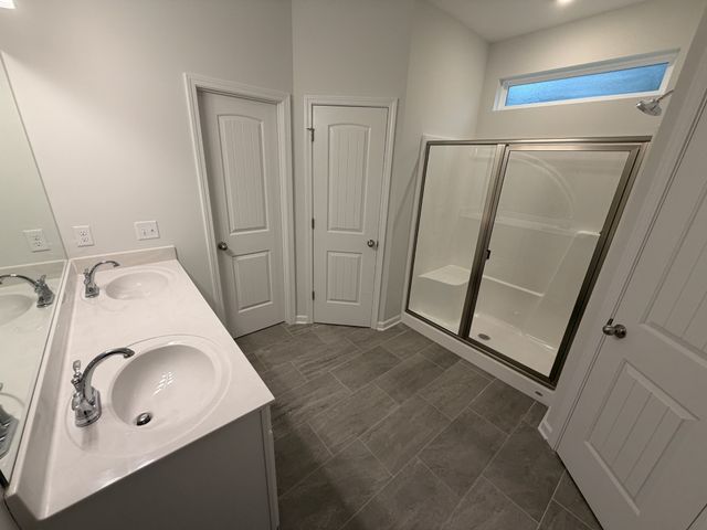 5735 Shoreline Drive, Rockvale, TN 37153