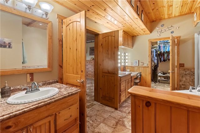 810 Marion County 4054, Harrison, AR 72601