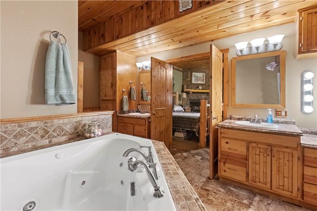 810 Marion County 4054, Harrison, AR 72601