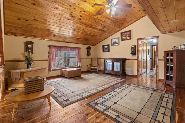 810 Marion County 4054, Harrison, AR 72601