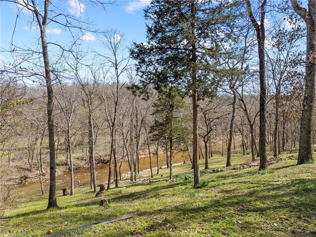 810 Marion County 4054, Harrison, AR 72601