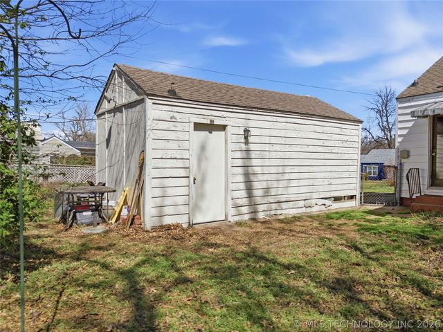 1412 S Pittsburg Avenue, Tulsa, OK 74112