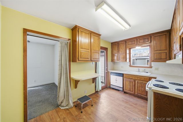 1412 S Pittsburg Avenue, Tulsa, OK 74112