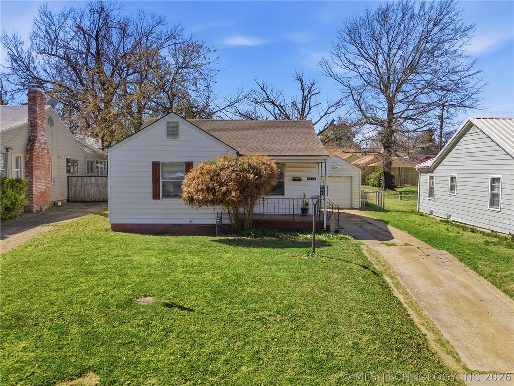 1412 S Pittsburg Avenue, Tulsa, OK 74112