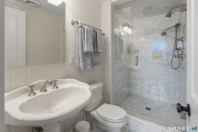 5 Middlesex Road, Darien, CT 06820