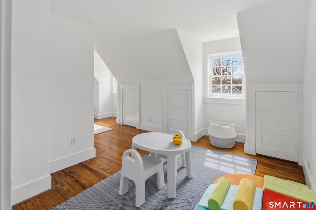 5 Middlesex Road, Darien, CT 06820