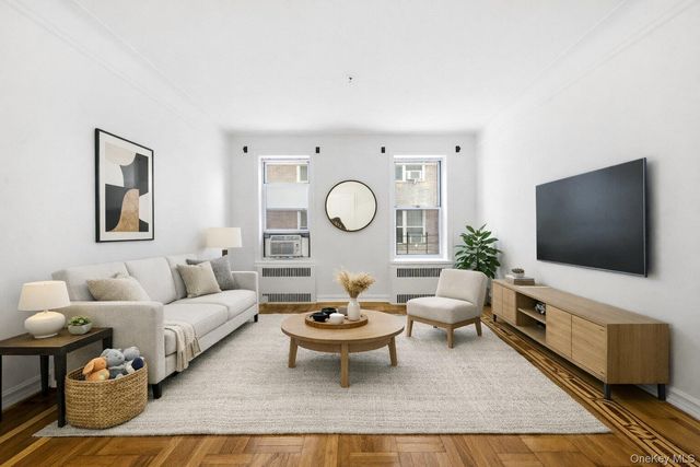 111-39 76th Road A7, Forest Hills, NY 11375