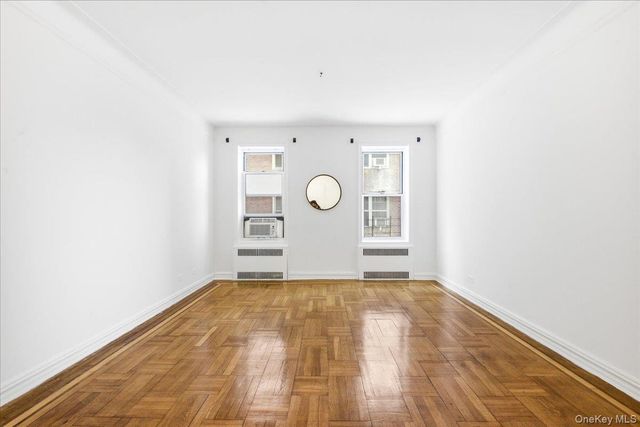 111-39 76th Road A7, Forest Hills, NY 11375