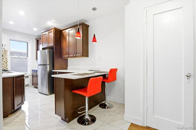 111-39 76th Road A7, Forest Hills, NY 11375