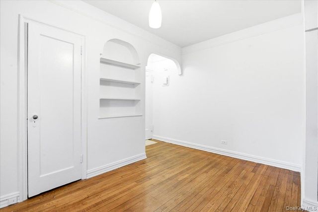 111-39 76th Road A7, Forest Hills, NY 11375