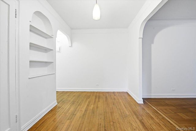 111-39 76th Road A7, Forest Hills, NY 11375