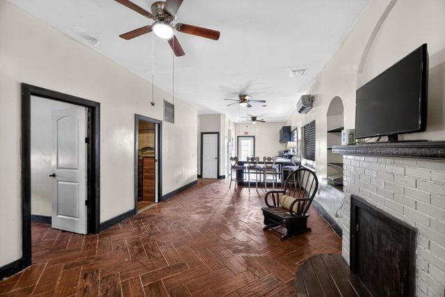 1934 Washington Street, Hollywood, FL 33020