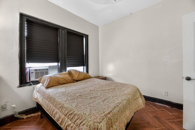 1934 Washington Street, Hollywood, FL 33020