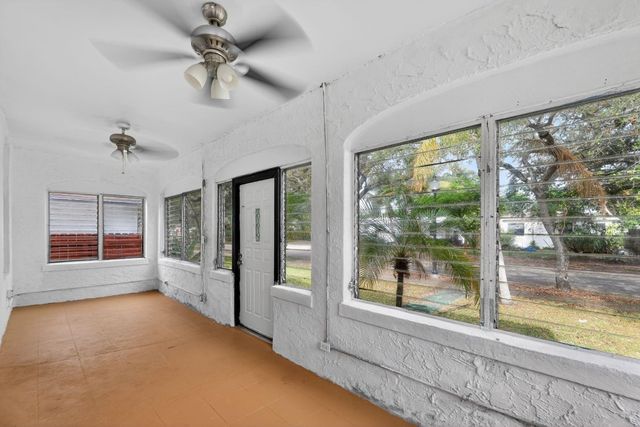 1934 Washington Street, Hollywood, FL 33020