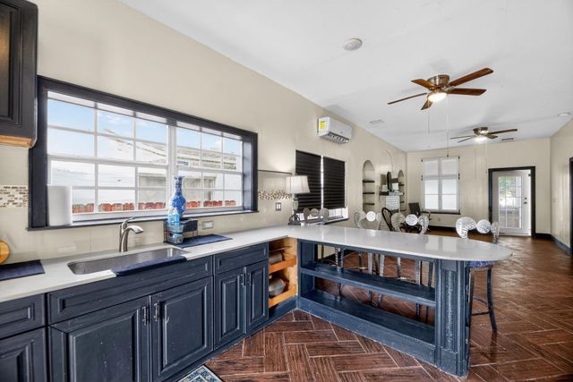 1934 Washington Street, Hollywood, FL 33020