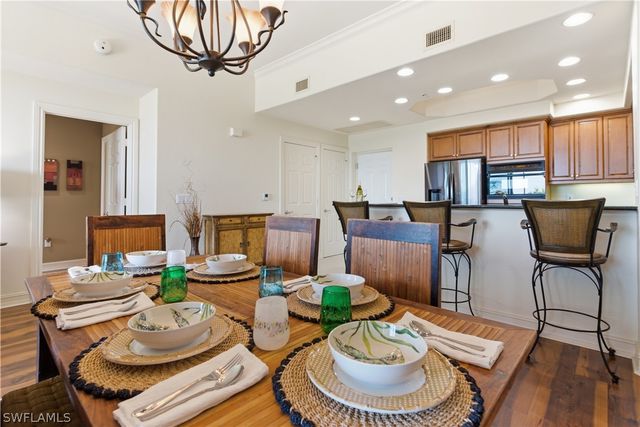 2748 Tiburon BLVD E C404, Naples, FL 34109