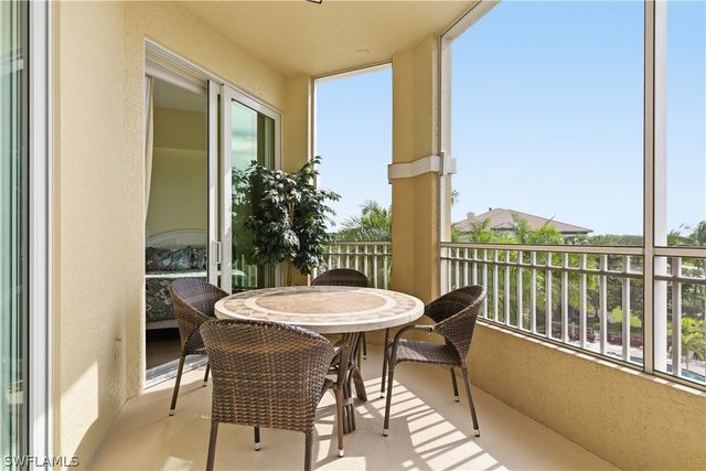 2748 Tiburon BLVD E C404, Naples, FL 34109