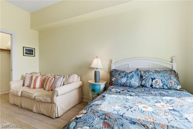 2748 Tiburon BLVD E C404, Naples, FL 34109